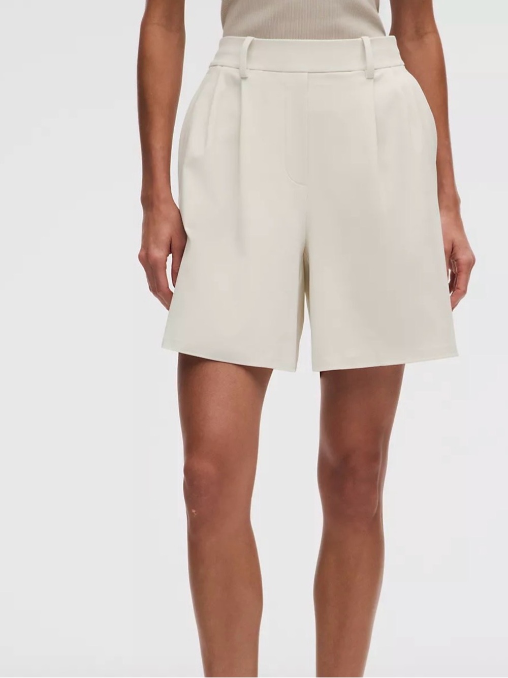 Lululemon High-Rise Short 7"